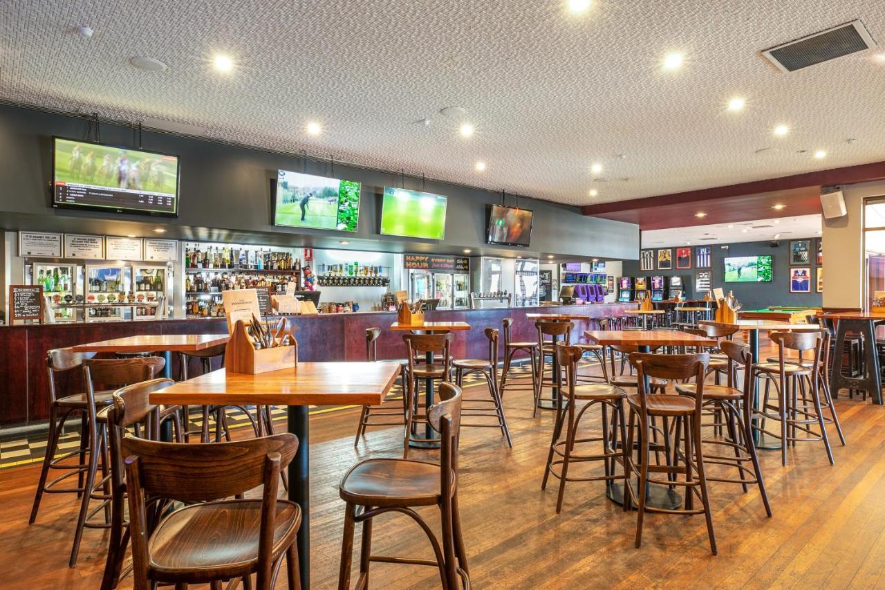 Nightcap At Wanneroo Tavern Dış mekan fotoğraf